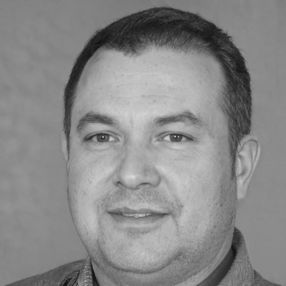Portrait von Thomas Schneider