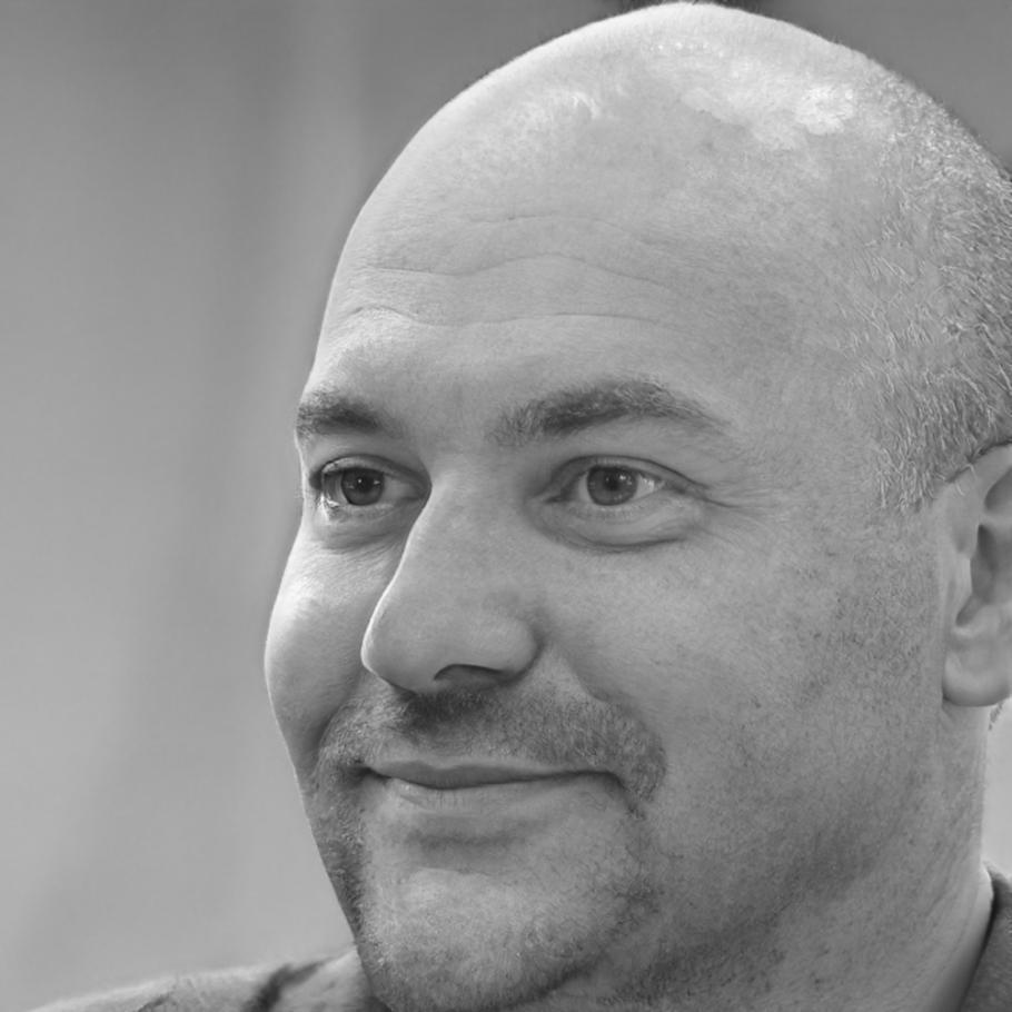 Michael Schmidt, Finanzanalyst